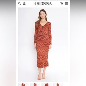 4SI3NNA Remington Purple Monochrome Flower MIDI Skirt Size L